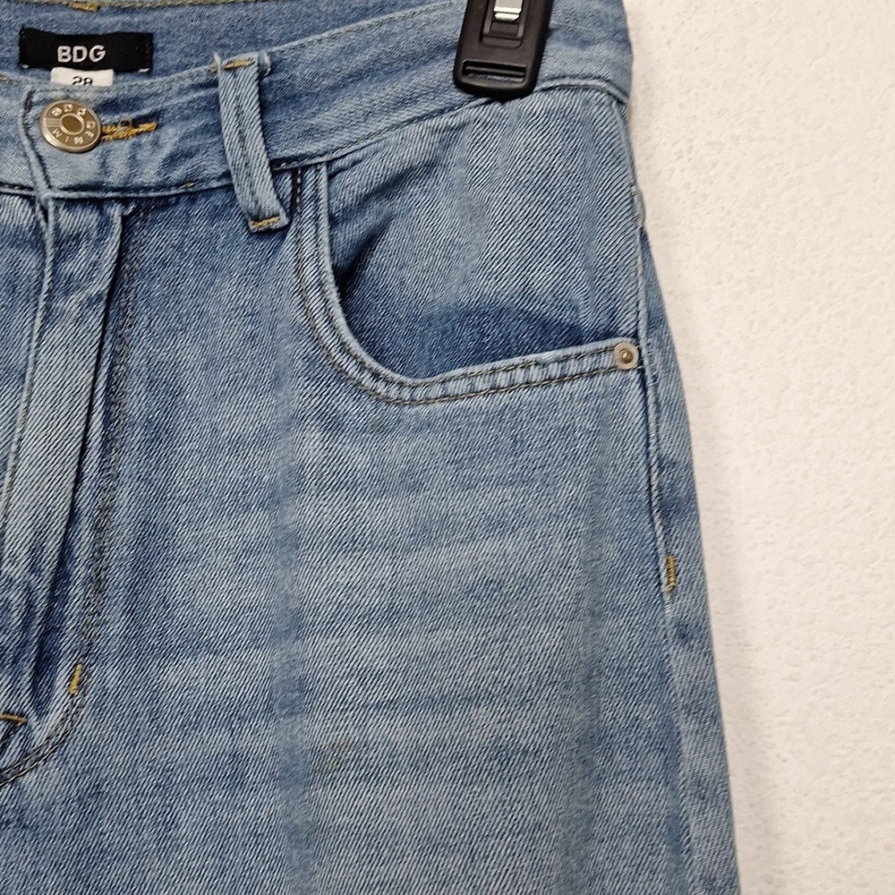 BDG Urban Outfitters Wide Leg Bell Bottom Streetwear Y2K Style Jeans Size 28 - Picture 5 of 12